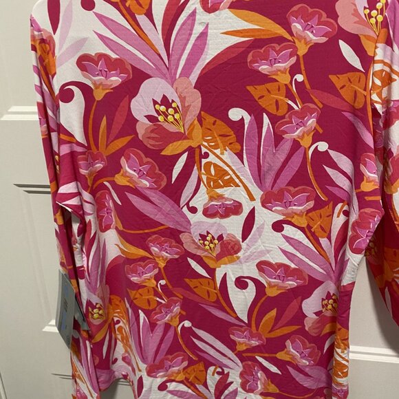 Ibkul Crew Neck Pullover - Picture 7 of 7